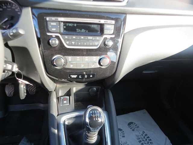 Nissan Qashqai Qashqai 1.2 DIG-T VISIA