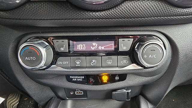 Nissan Juke Juke 1.0 DIG-T 2WD Acenta (EU6AP)