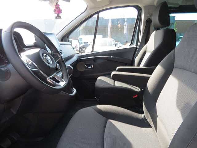 Nissan Primastar Primastar Tekna L2H1 Aut 8 Plaatsen