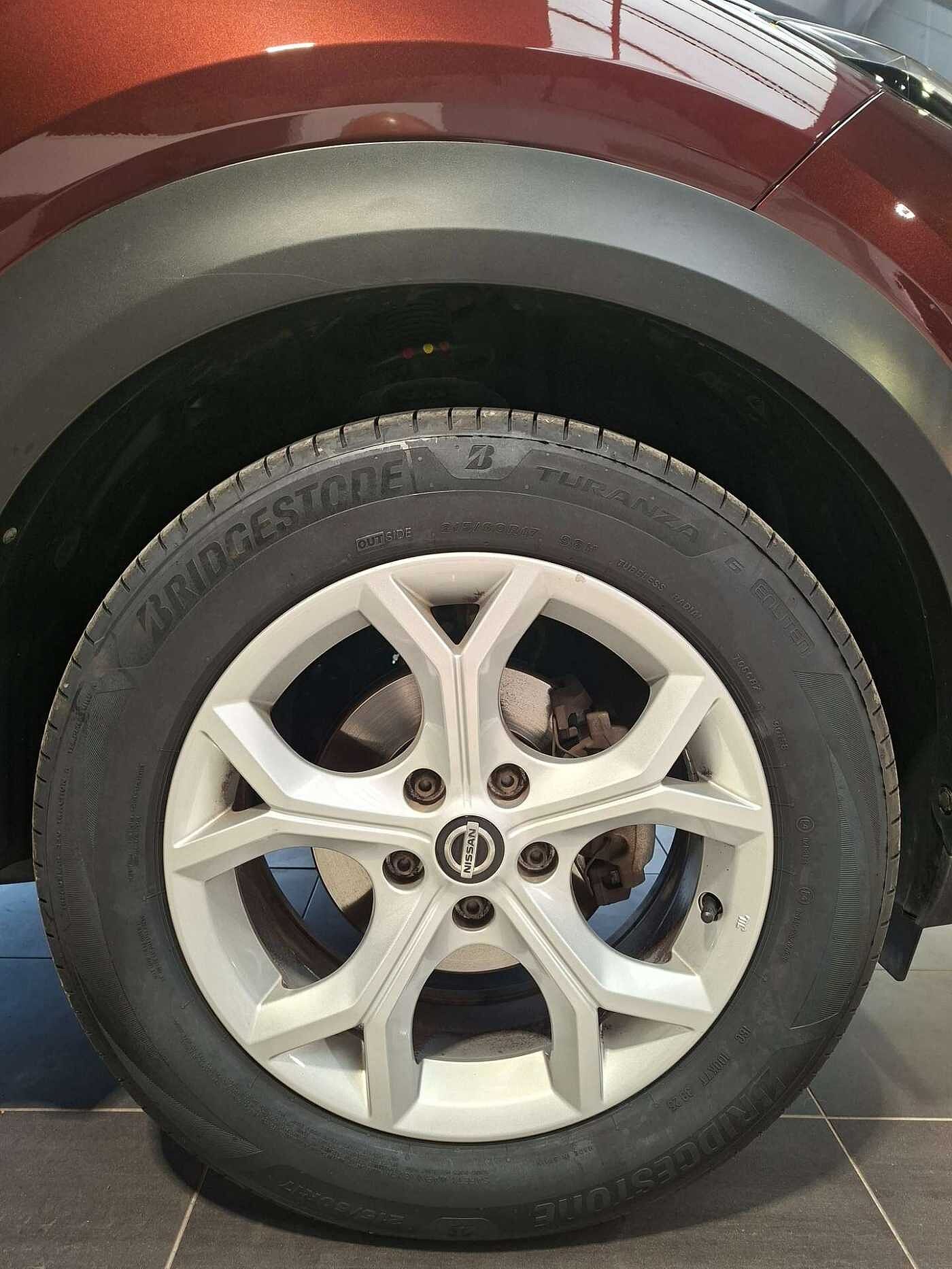 Nissan Juke Juke 1.0 DIG-T 2WD N-Connecta (EU6AP)