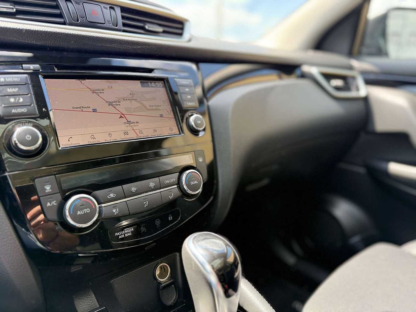 Nissan Qashqai Qashqai 1.3 DIG-T N-Connecta