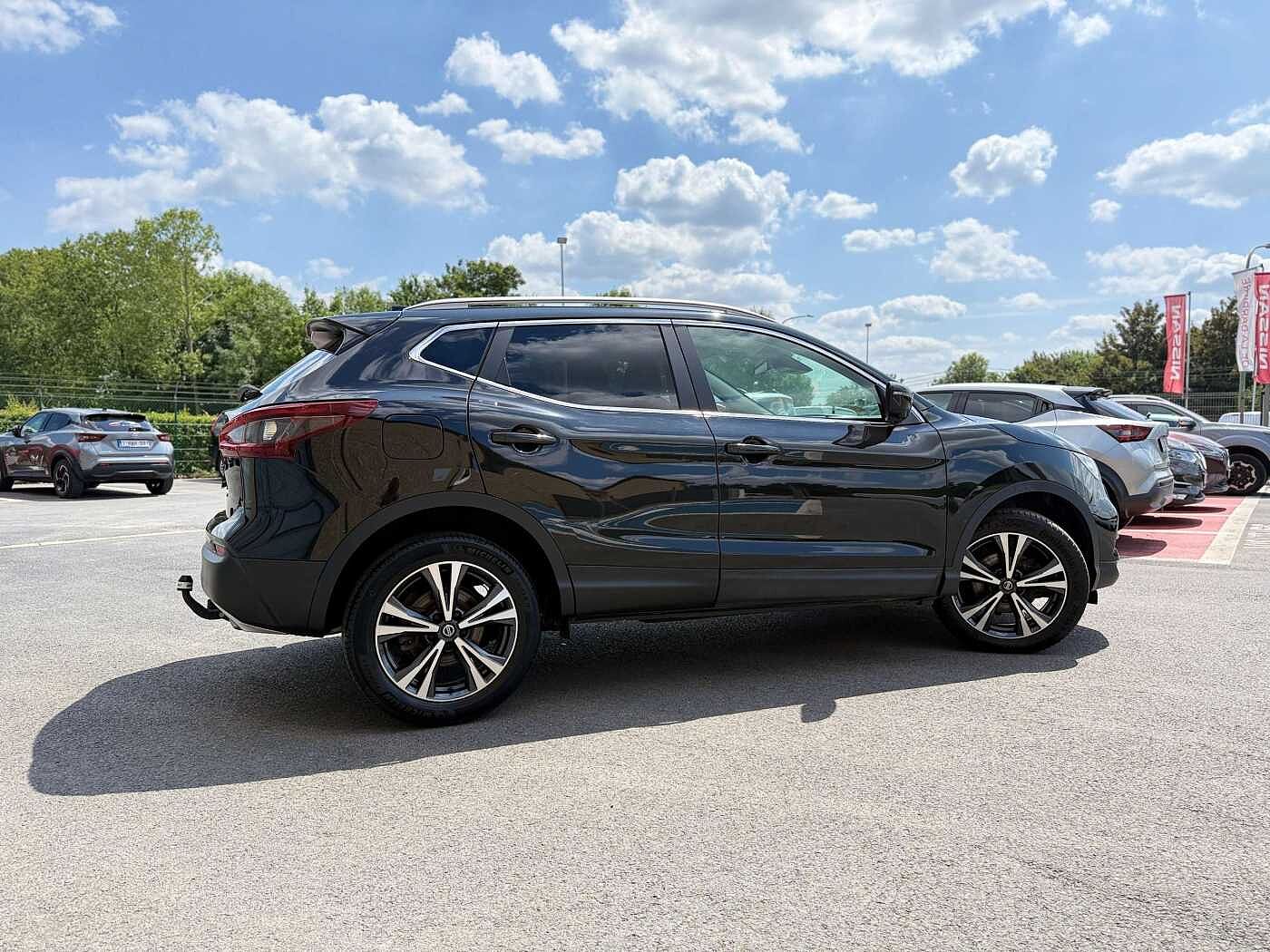 Nissan Qashqai Qashqai 1.3 DIG-T N-Connecta