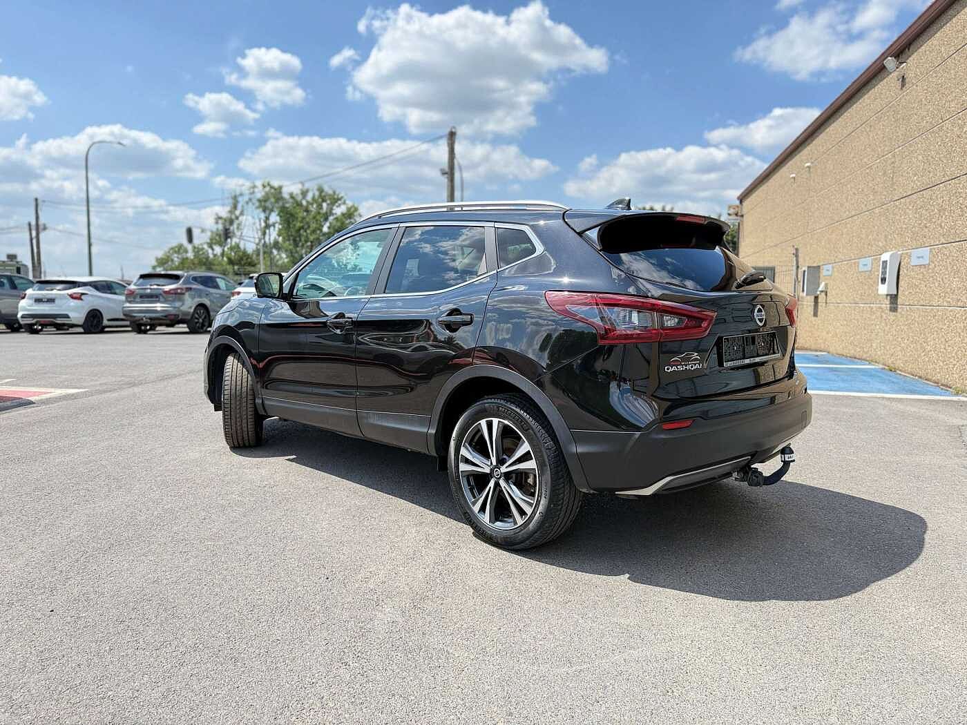 Nissan Qashqai Qashqai 1.3 DIG-T N-Connecta