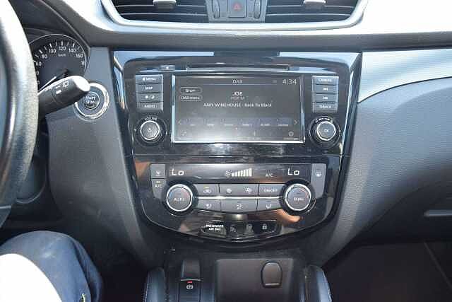 Nissan Qashqai Qashqai 1.3 DIG-T N-Connecta
