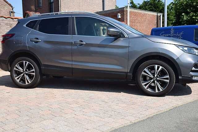 Nissan Qashqai Qashqai 1.3 DIG-T N-Connecta