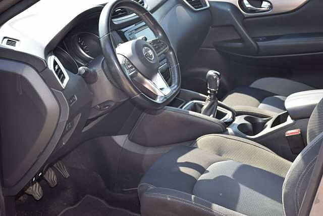 Nissan Qashqai Qashqai 1.3 DIG-T N-Connecta