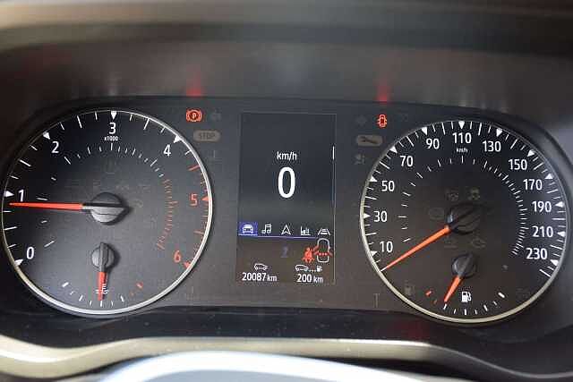 Nissan Primastar 2.0 dCi 30 L2H1 N-Connecta S/S lichtevracht dubbel cabine