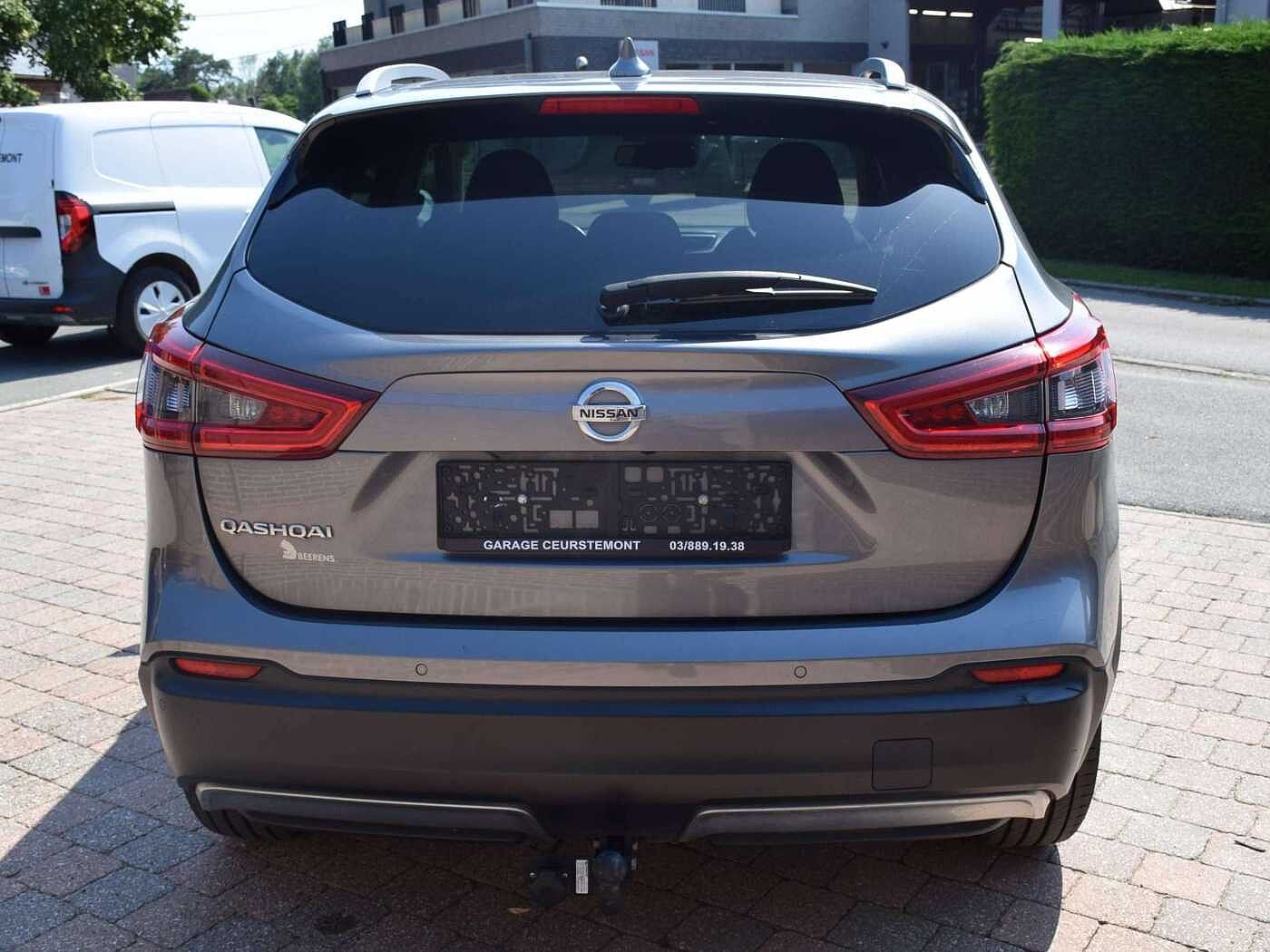 Nissan Qashqai Qashqai 1.3 DIG-T N-Connecta