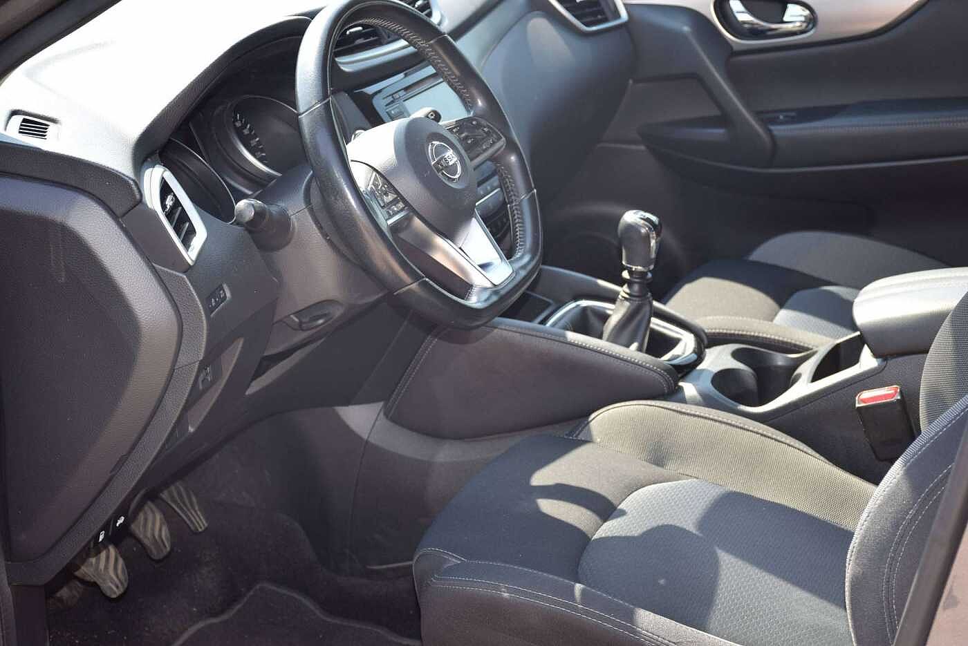 Nissan Qashqai Qashqai 1.3 DIG-T N-Connecta