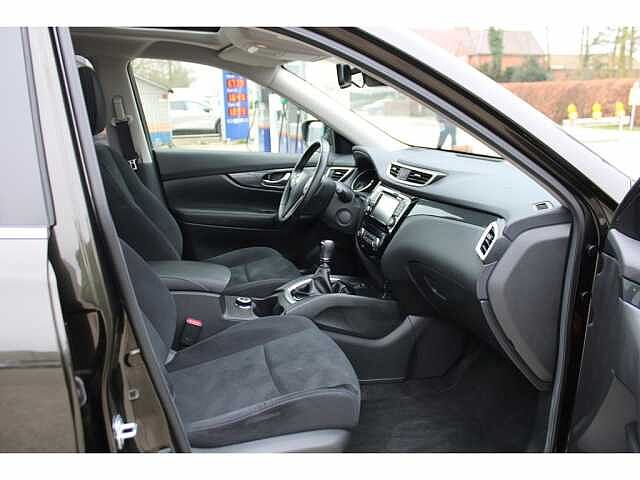 Nissan X-Trail N-Connecta 4x4i dCi 130 + Trekhaak (2.000kg Sleep) + Standverwarming