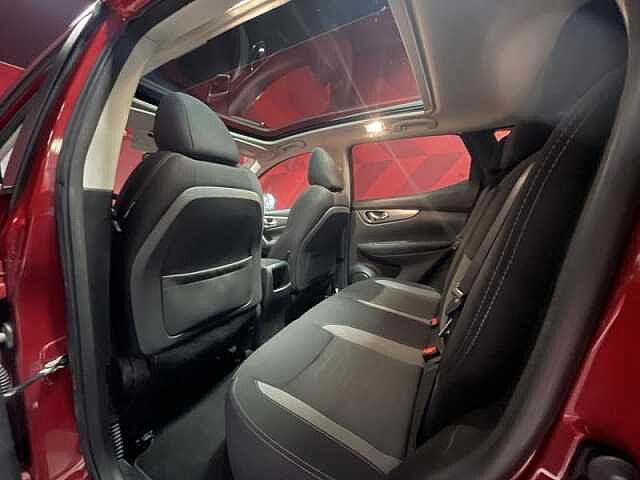 Nissan Qashqai N-Connecta + Design Pack