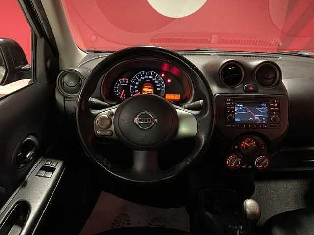 Nissan Micra .