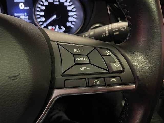 Nissan Qashqai N-Connecta + Design Pack