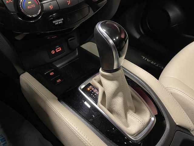 Nissan X-Trail N-Connecta + leather