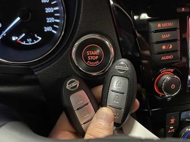 Nissan X-Trail N-Connecta + leather