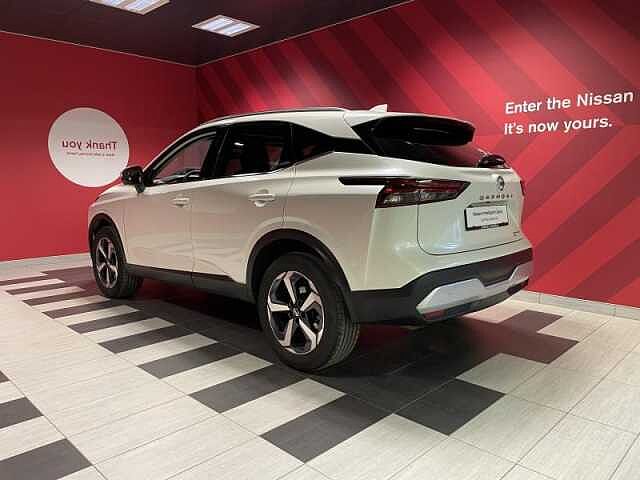 Nissan Qashqai Connect + Design Pack