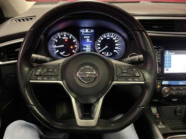 Nissan Qashqai N-Connecta + Design Pack