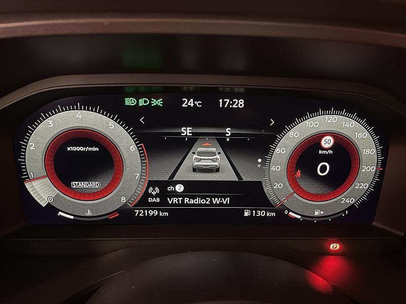 Nissan Qashqai N-Connecta + Design Pack + Easy Pack