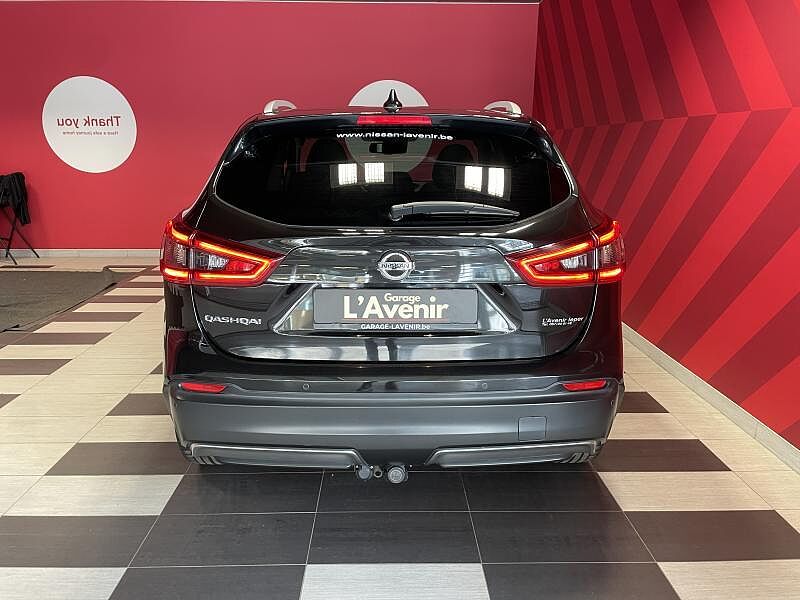 Nissan Qashqai Tekna + Glass Roof