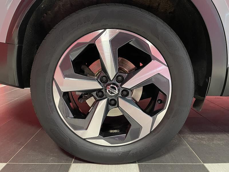 Nissan Qashqai N-Connecta + Design Pack + Easy Pack