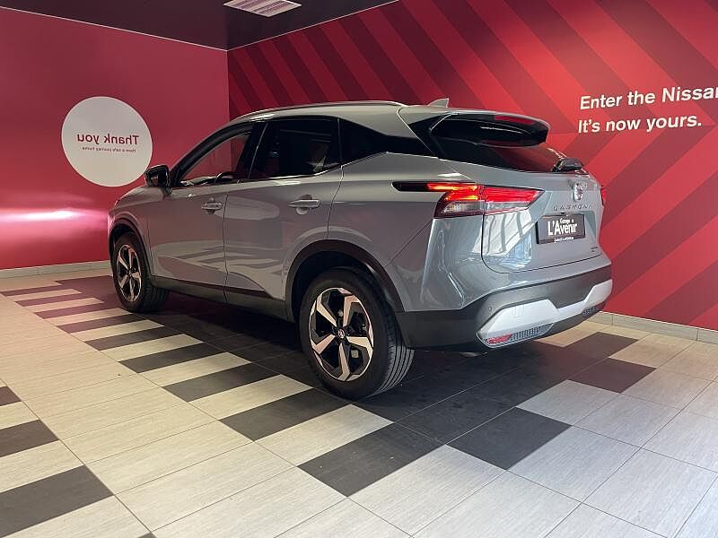 Nissan Qashqai N-Connecta + Design Pack + Easy Pack