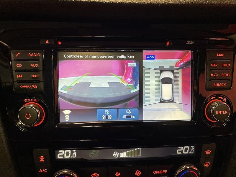 Nissan Qashqai Tekna + Glass Roof