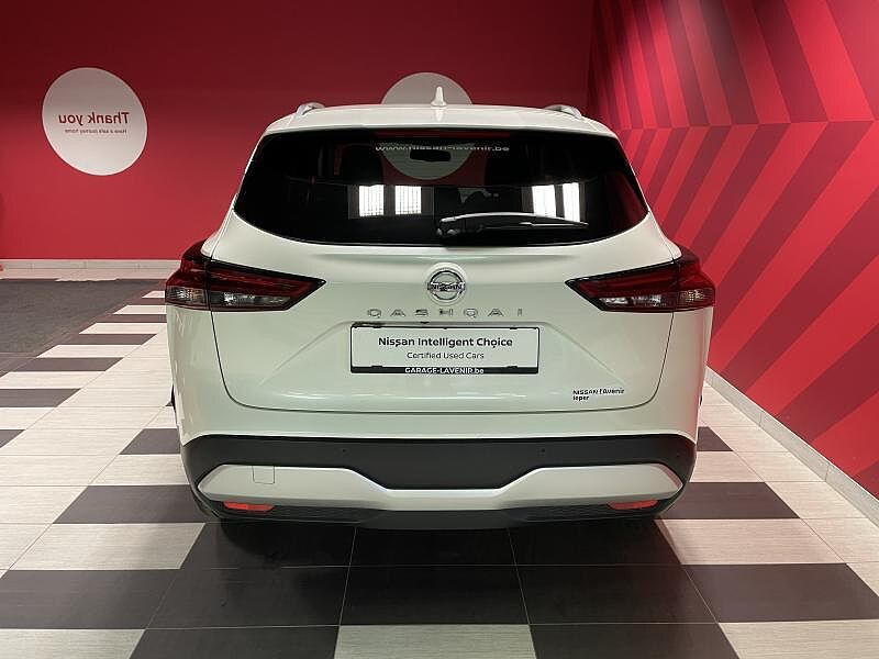 Nissan Qashqai Connect + Design Pack