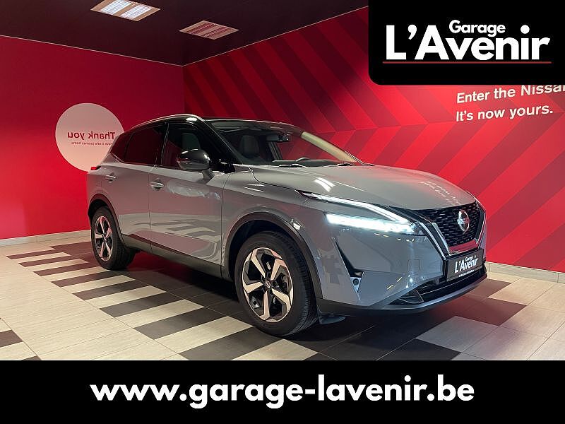 Nissan Qashqai N-Connecta + Glass Roof