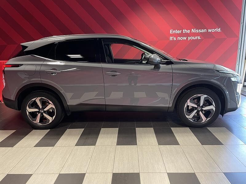 Nissan Qashqai N-Connecta + Design Pack + Easy Pack