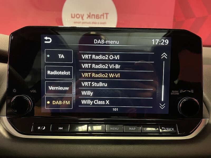 Nissan Qashqai N-Connecta + Design Pack + Easy Pack