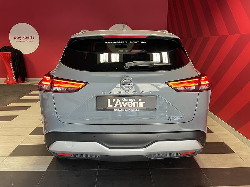 Nissan Qashqai N-Connecta + Design Pack + Easy Pack