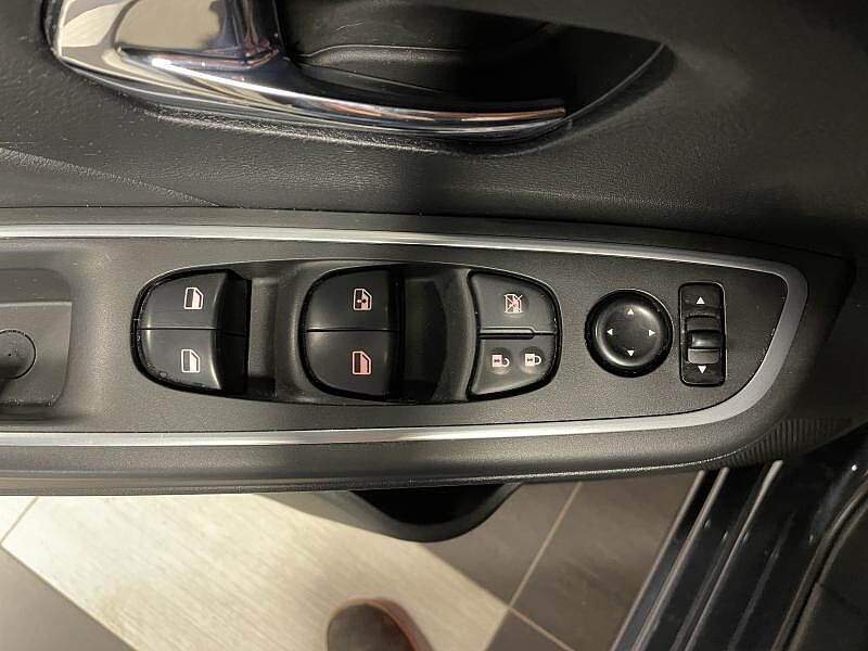 Nissan Micra Kiiro