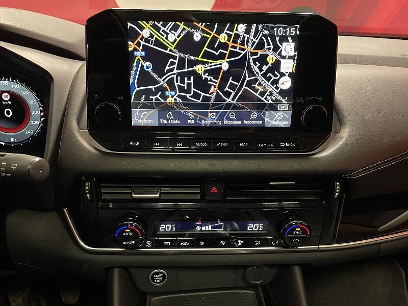 Nissan Qashqai Connect + Design Pack