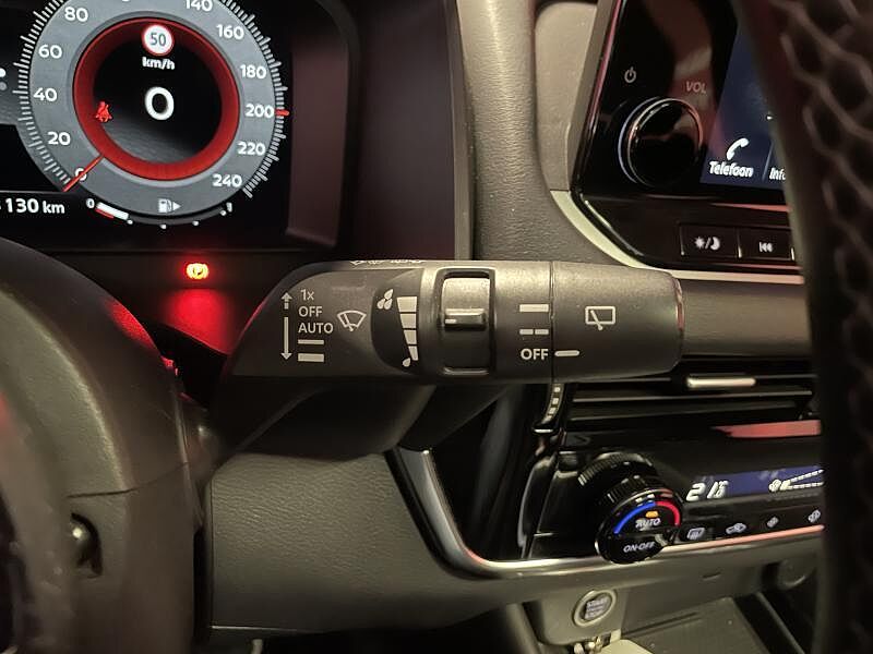 Nissan Qashqai N-Connecta + Design Pack + Easy Pack