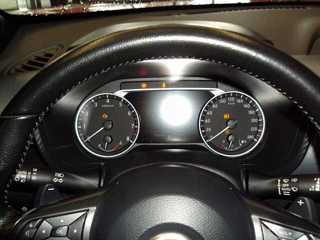 Nissan Juke PREMIERE EDITION 1.0 DCT