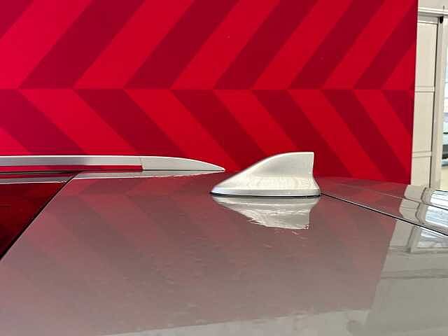 Nissan Qashqai NISSAN QASHQAI TEKNA 1.3 BENZINE FULL OPTION