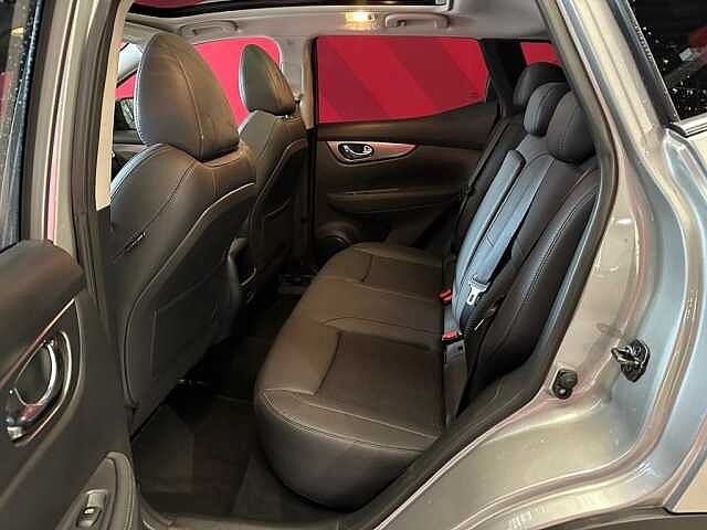 Nissan Qashqai NISSAN QASHQAI TEKNA 1.3 BENZINE FULL OPTION