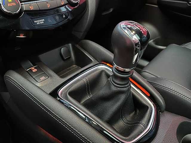 Nissan Qashqai NISSAN QASHQAI TEKNA 1.3 BENZINE FULL OPTION