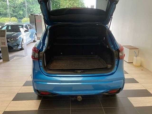 Nissan Qashqai 1.3 DIG-T N-TEC 6MT