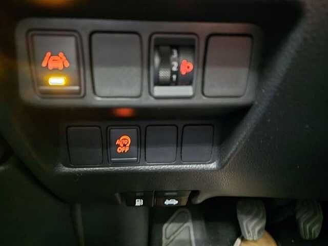 Nissan Qashqai DIG-T N-Connecta+Design pack 140pk