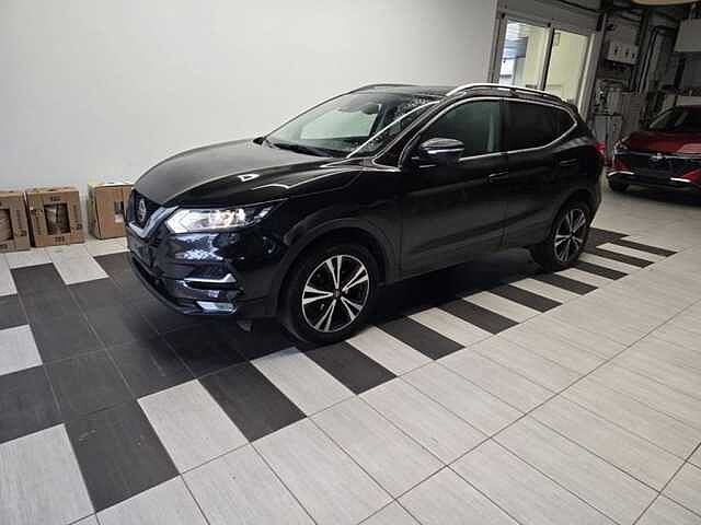 Nissan Qashqai DIG-T N-Connecta+Design pack 140pk