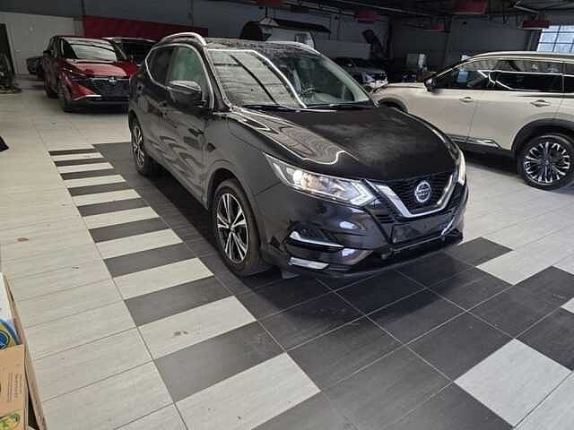 Nissan Qashqai DIG-T N-Connecta+Design pack 140pk