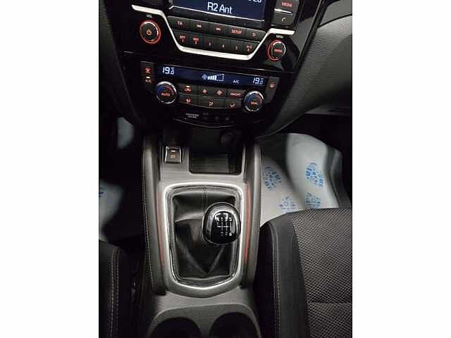 Nissan Qashqai DIG-T Acenta 163pk 1,6 Benzine