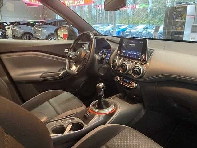 Nissan Juke PREMIERE EDITION BENZINE 6MT