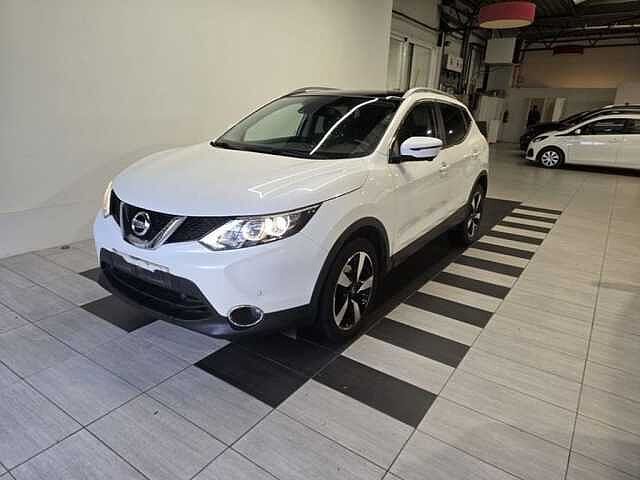 Nissan Qashqai DIG-T N-Connecta//Panoramisch dak