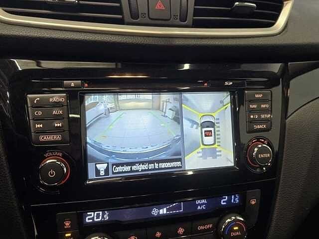 Nissan Qashqai DIG-T N-Connecta//Panoramisch dak