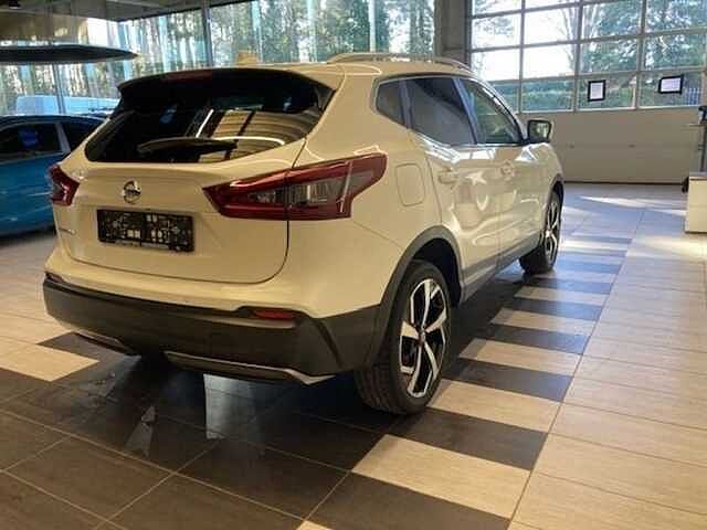 Nissan Qashqai TEKNA DIG-T 140PK 6MT
