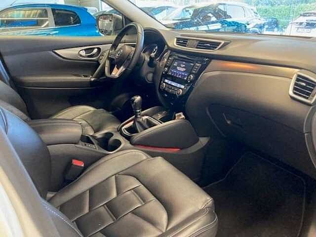 Nissan Qashqai TEKNA DIG-T 140PK 6MT