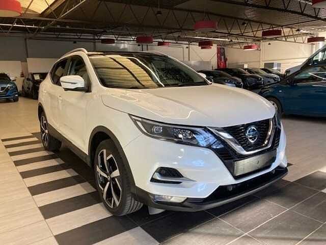 Nissan Qashqai TEKNA DIG-T 140PK 6MT