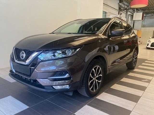 Nissan Qashqai 1.6 BENZINE N-CONNECTA 6MT,  incl. extra set winterbanden op alu velg